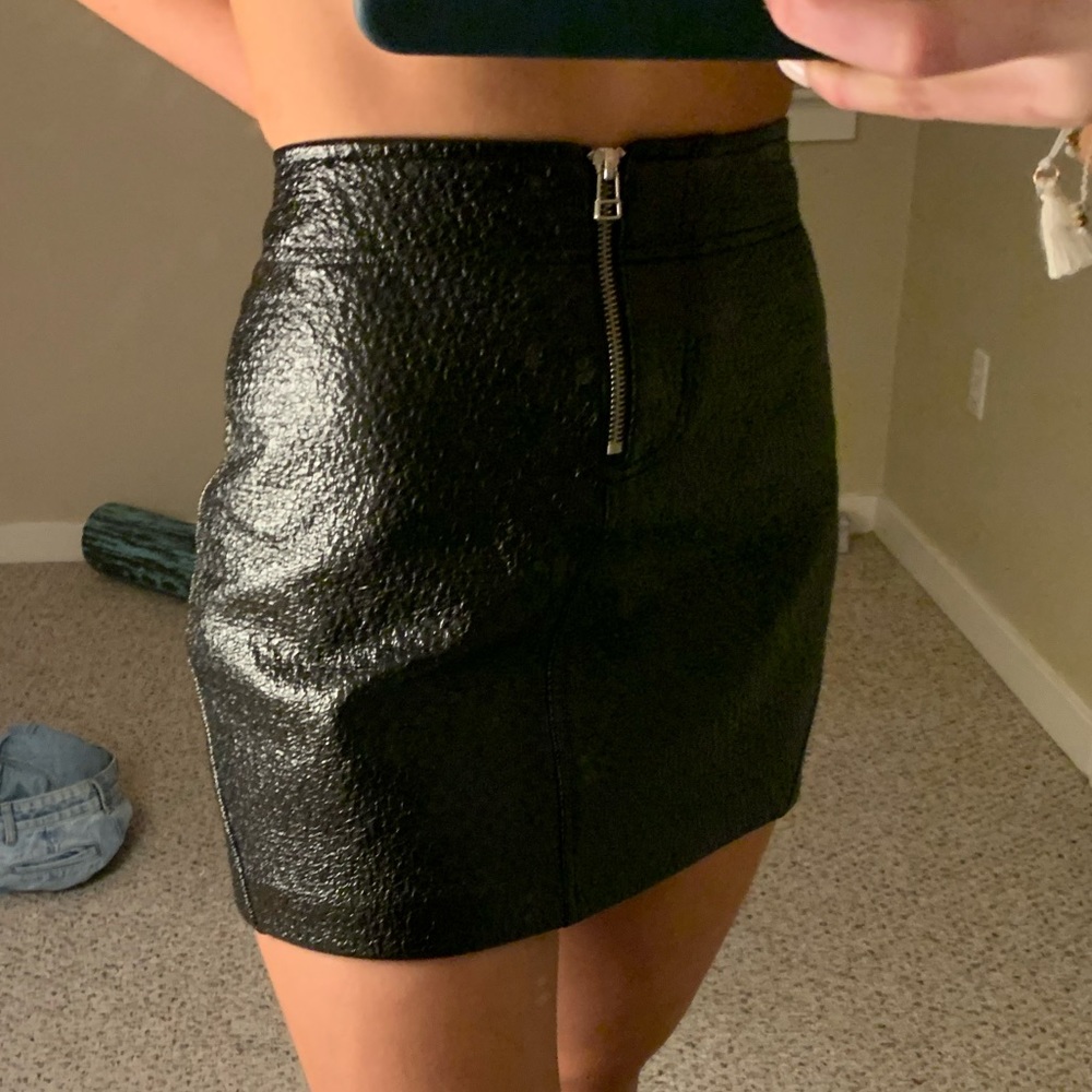 ZARA TIGHT SKIRT
